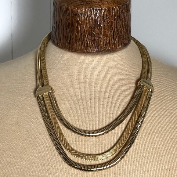 - Vintage Faux Gold Neck Piece. - Picture 1 of 3